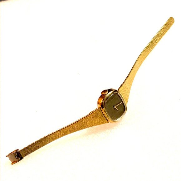 Timex Vtg Retro Ladies Manual Watch main image 4
